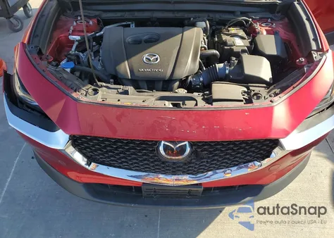 2021 Mazda Cx-30 Premium z USA, uszkodzony, nr VIN 3MVDMBDL2MM319830